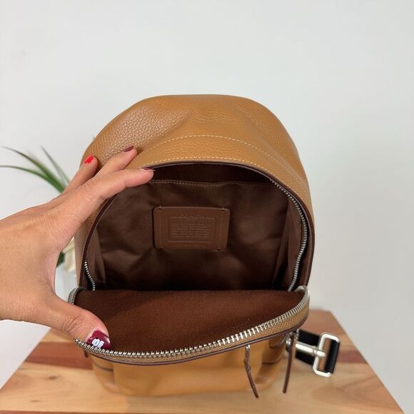 NWT Coach‎ Leather West Pack - Picture 5 of 7